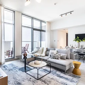 Eden's Homes & - Atria Residences شقة
